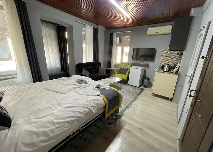 Taksim Red * Istanbul